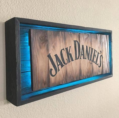 LETREROS LUMINOSOS EN MADERA CON LED